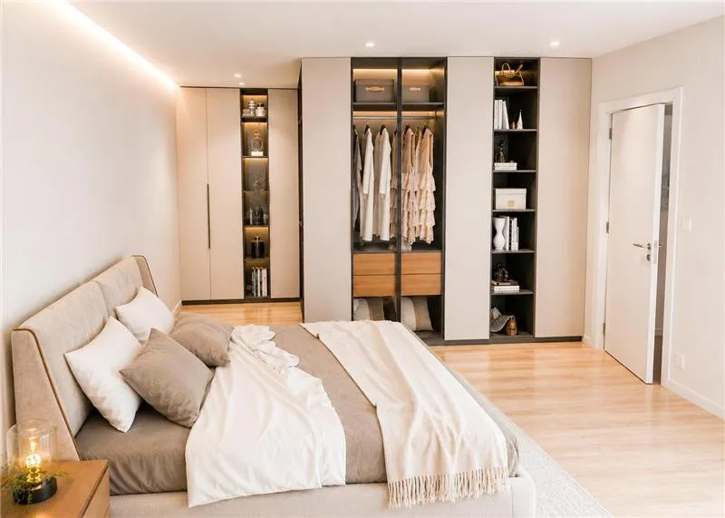 Coming soon. Brand-new. Townhouse with a pool — photo 6