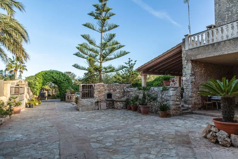 Traditional Mallorcan country house with tourist license for 10 people just a few minutes [...] — photo 6