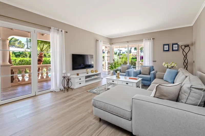 Lovely Mediterranean house near the beach in Palmanova — photo 3