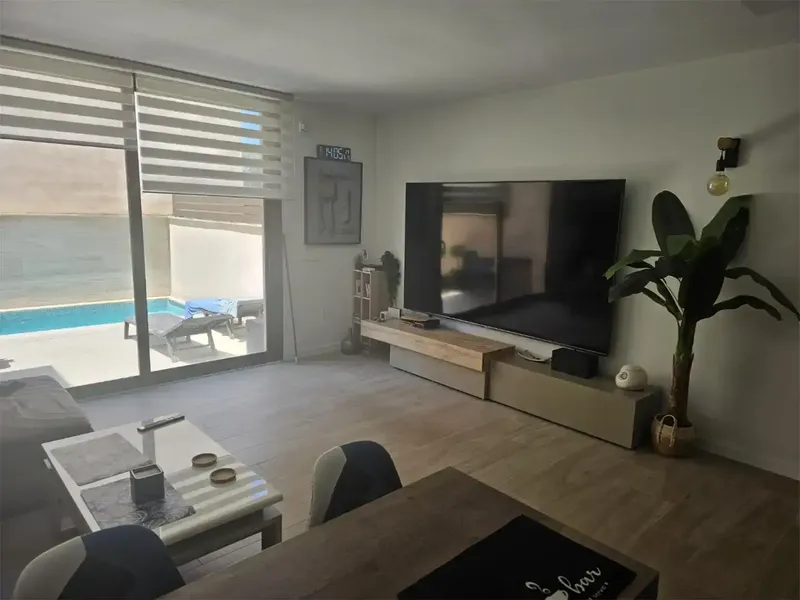 DIRECTO DEL PROPIETARIO, CHALET ADOSADO EN EL CENTRO DE SA CABANETA, MUY TRANQUILO Y CON TODOS LOS SERVICIOS, GARAJE PARTICULAR INDEPENDIENT — photo 9