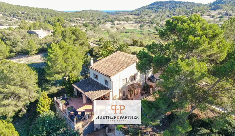 Buy a finca in Son Macià: a dream property with jacuzzi, sea views and independent living unit in Mallorca. — photo 6