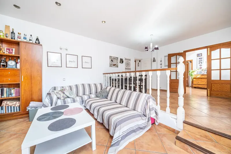 En una de las zonas residenciales más demandadas del municipio de Llucmajor, presentamos esta magnífica vivienda unifamiliar situada en Sa T — photo 7