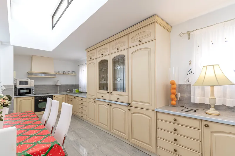 Villa in Santa Ponsa - Exceptional property with beautifully landscaped garden and overflow pool — photo 7