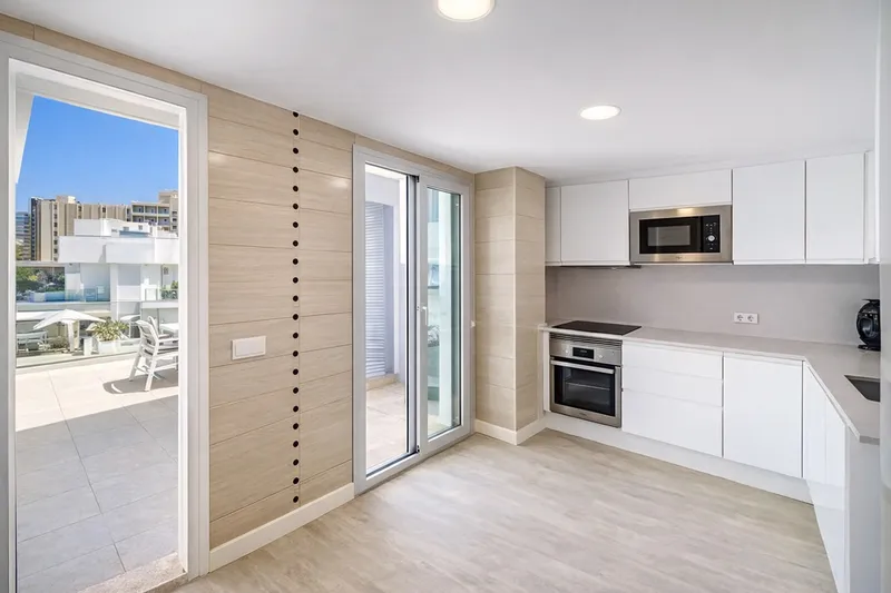 Penthouse with large terraces in a premium location in Palmanova — photo 10
