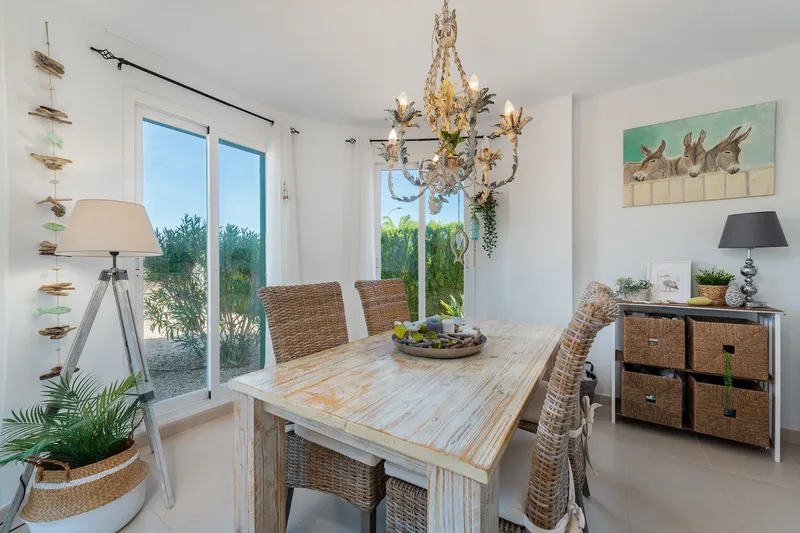 Mediterranean oasis of well-being - villa with large garden and communal pool in Cala Murada — photo 4