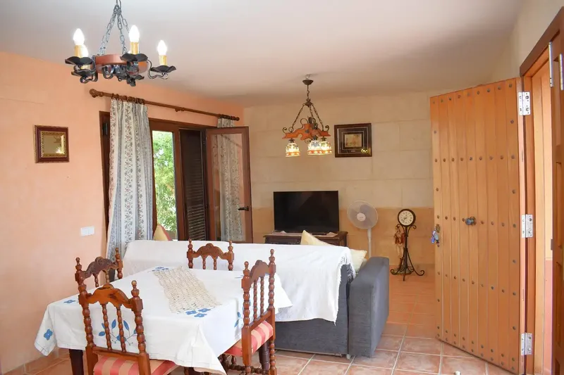 Rustic finca with 159 m2 home for long-term rent in Sa Pobla — photo 8