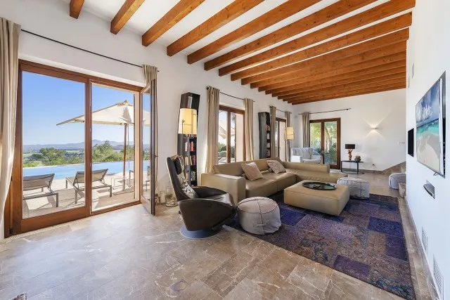 Country oasis with holiday rental license and tennis court for sale in Porreres, Mallorca — photo 7