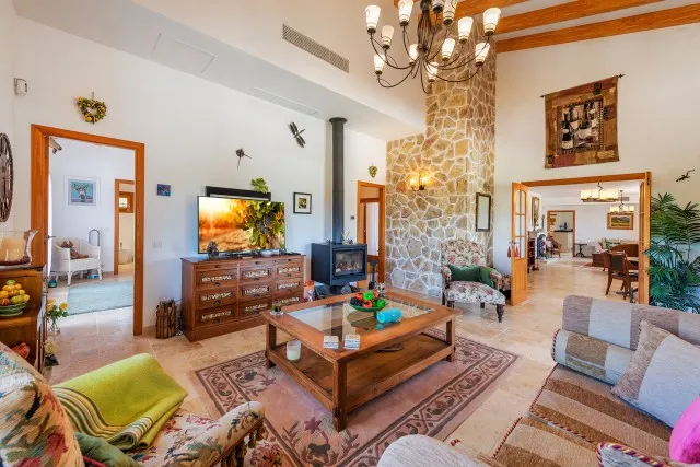 Stunning country finca with private vineyard for sale in Sencelles, Mallorca — photo 9