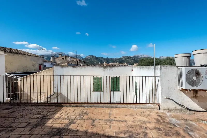 🌟 Are you looking for a unique, spacious place with character? This spectacular 277 m2 duplex in Campanet is much more than a property, it is — photo 8