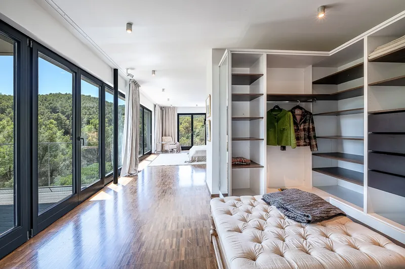 Spectacular Newly Built Villa with Pool and Holiday Licence in Son Vida — photo 9