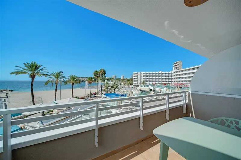 1st line sea view apartment in Mallorca Magaluff in Magaluf — photo 6