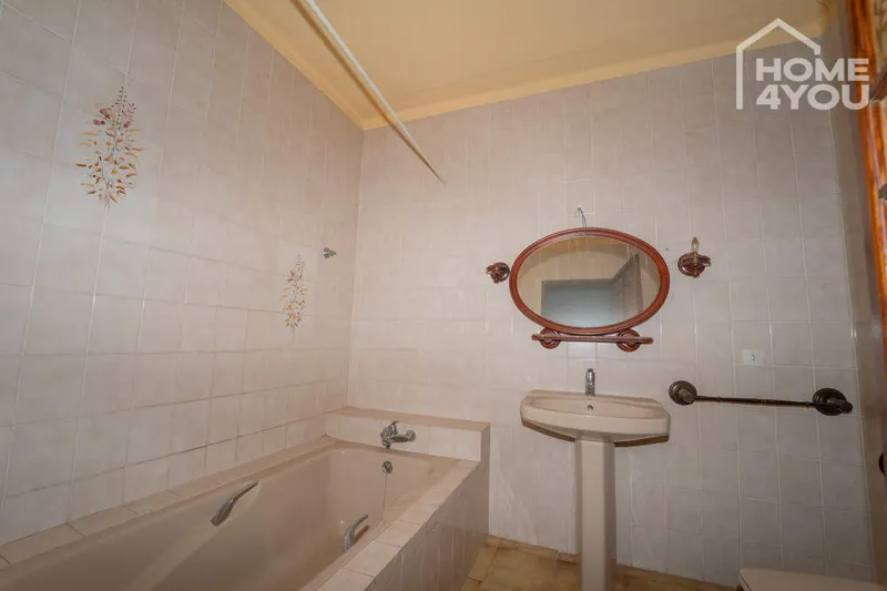 205m² townhouse with 3 bedrooms, roof terrace and garden for sale — photo 12
