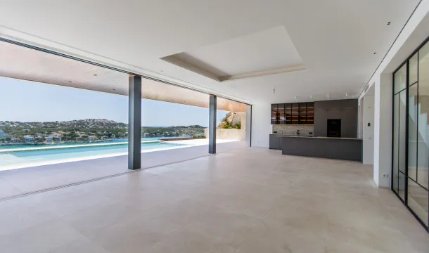 Exclusive Luxury Villa in Santa Ponsa with Panoramic Sea Views — photo 12