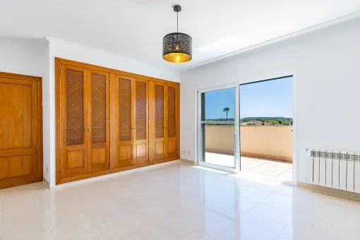 Marratxi, detached family villa in finca style with mountain views and sauna - for seasonal rent (6 months) — photo 12