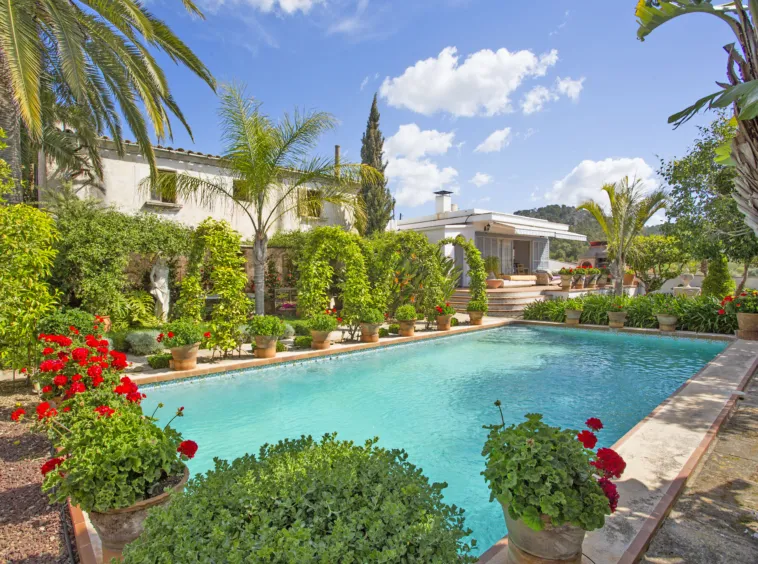 Ref.4206T – Traditional Mallorcan Village House with Great Potential in Calvià Village — photo 4