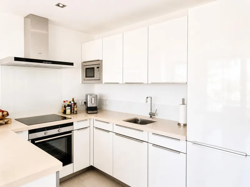 Apartment with private garden and sea views in La Mola, Port d'Andratx — photo 9