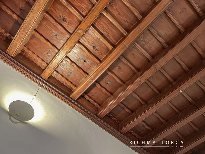 Character Townhouse with Exceptional Potential in Central Llucmajor — photo 4