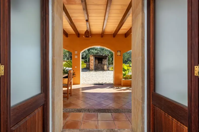 These two estates offer a unique opportunity for investors or families seeking an idyllic property with a rental license in Mallorca — photo 12