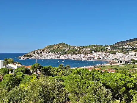 Plot for sale in El Port de la Selva — photo 1