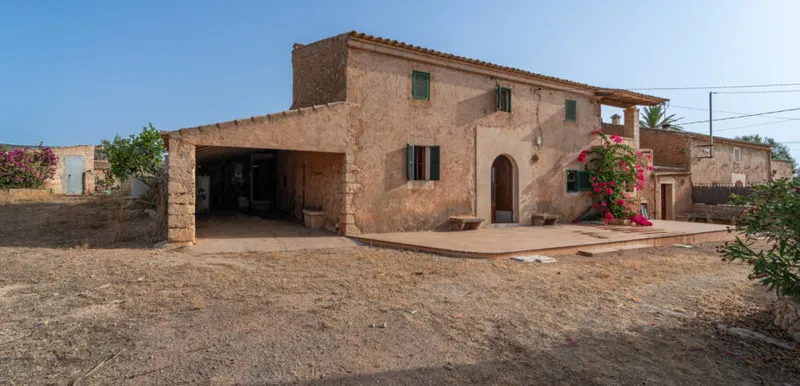 Country house for rent in s’Alqueria Blanca with garden and fireplace — photo 2