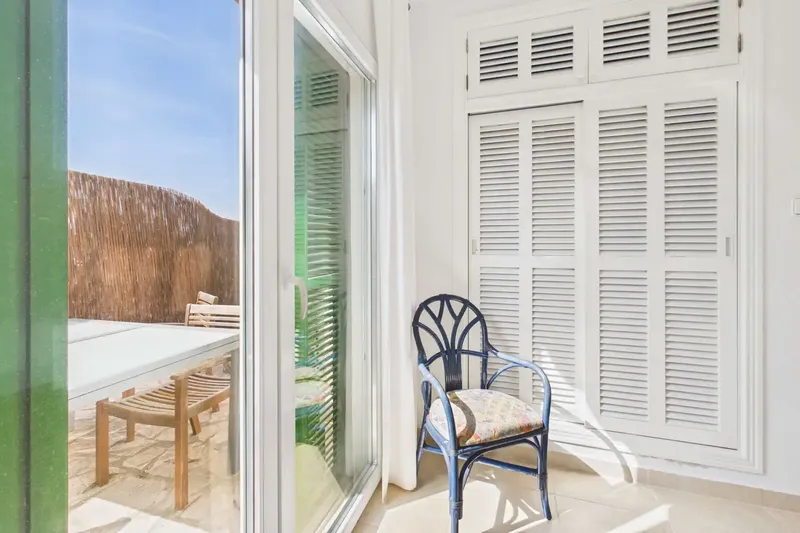 Extraordinary ground floor apartment for rent in one of the most coveted areas of southeast Mallorca — photo 11