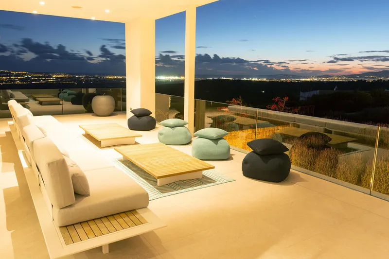 Fantastic property in modern finca style with far-reaching and sea views — photo 2