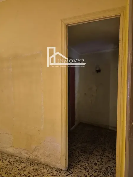 Spacious village house with great potential and 269 m² built — photo 3
