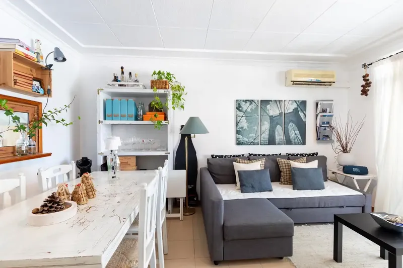 In one of the most sought-after locations in southwest Mallorca, right on the main avenue of El Toro, this bright home is located — photo 5