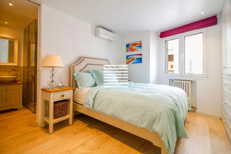 Spectacular frontline sea view apartment located in one of the most sought-after locations in Puerto Pollensa — photo 9