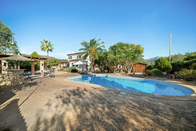 Cozy finca in Port d'Andratx, walking distance to the village, with 197 m2 built area, of which 107 m2 living space and pi — photo 1
