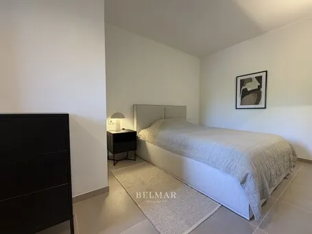 High-end apartment with underground parking and a communal pool in Sa Coma — photo 7