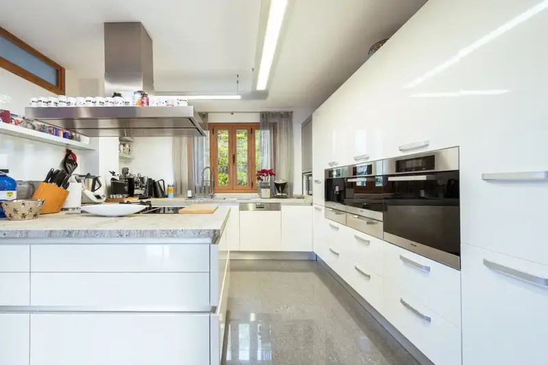We are pleased to present this exceptional penthouse with stunning sea views, located in one of the most prestigious areas of Mallorca, Ca — photo 6