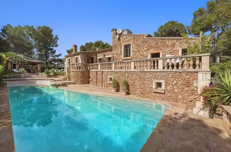 Exclusive villa for sale in Costa de los Pinos, Mallorca - 2.75 million euros. Unique location, Mediterranean style and the highest comfort — photo 4