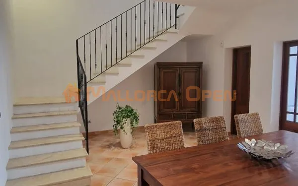 Mallorcan triplex-style house for rent in Porto Cristo — photo 4