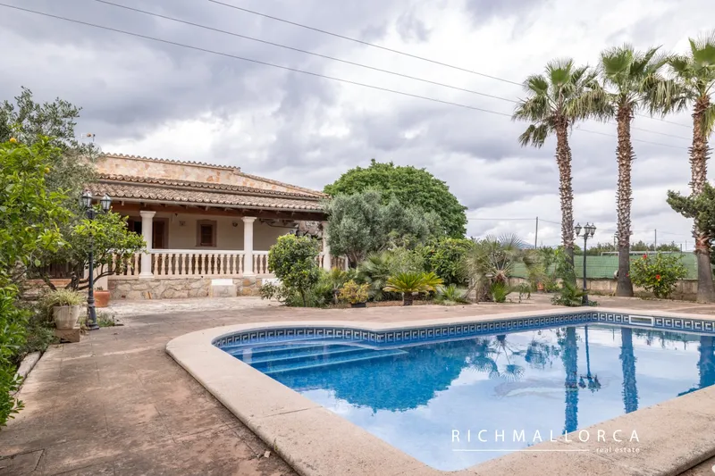 4 bedroom house for sale in Lloseta — photo 4