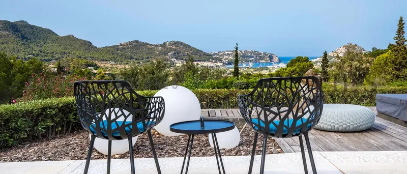 Modern Mediterranean finca near Port Andratx in the southwest of Mallorca with sea views and guest houses — photo 4