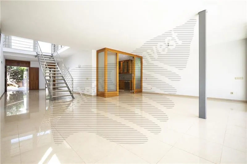 For Rent. Single-family home with a pool on a lot of approximately 475 m², — photo 4