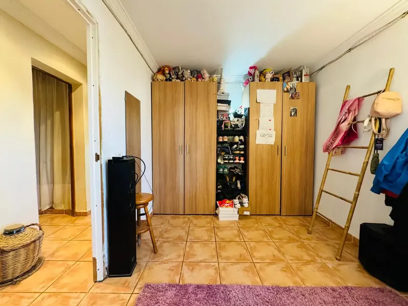 We present this fully legalized property, with grid electricity and its own well, located just 2 minutes from the center of Llucmajor, built — photo 11