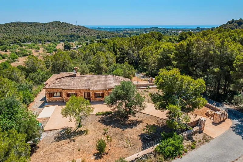 Authentic rural finca with panoramic views in Felanitx — photo 1
