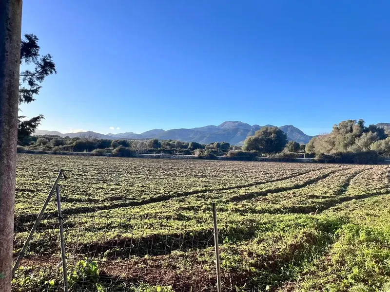 Rustic Finca in Campanet with Spectacular Views — photo 1