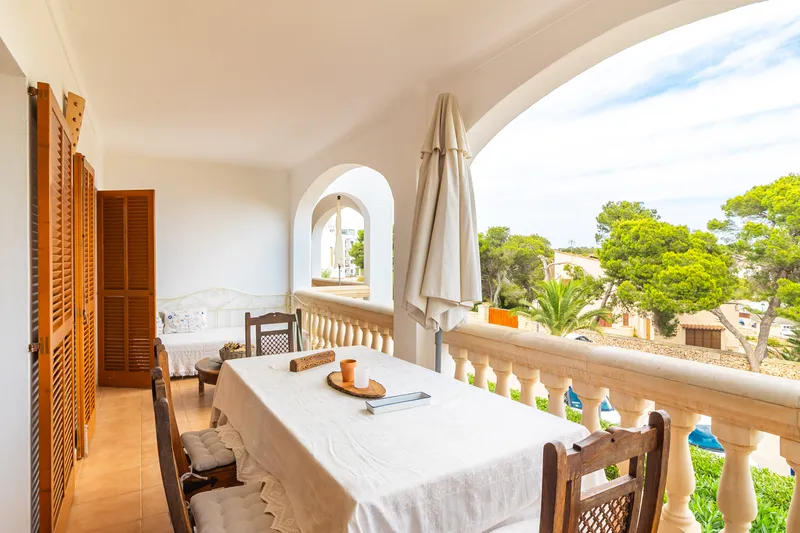 Apartment with magnificent sea views in Cala Santanyi — photo 6