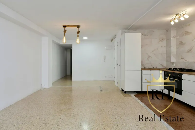 Spacious flat in the centre of Palma with terrace — photo 4
