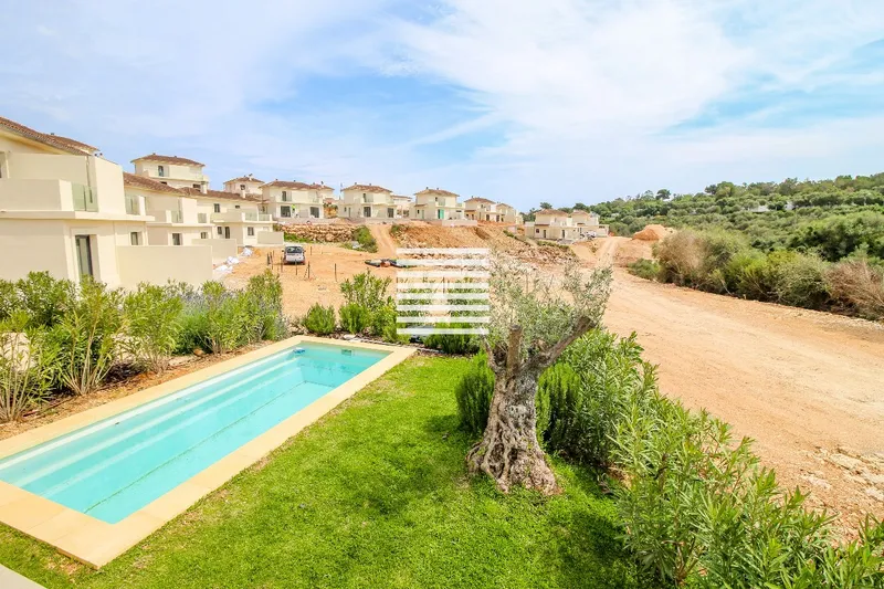 New luxury residential complex in Cala Romántica of 158 newly built villas with the option of either 2, 3 or 4-bedroom options available — photo 2