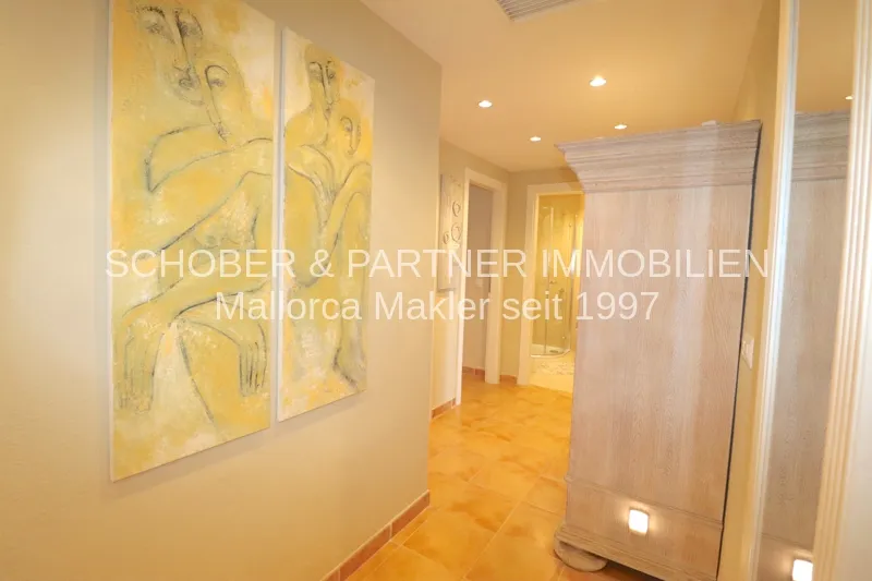 Spacious 4-room apartment with a pr ... — photo 11