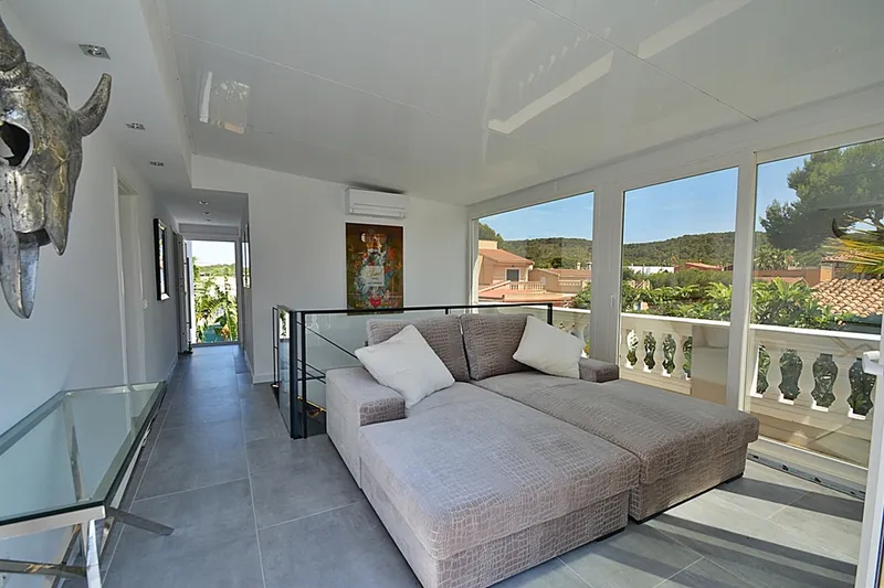 Villa completely renovated to a high standard in Calvià / el… — photo 10