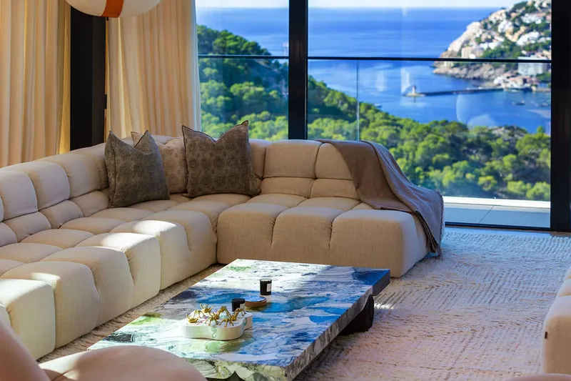 Villa of the highest class with fantastic sea views — photo 6