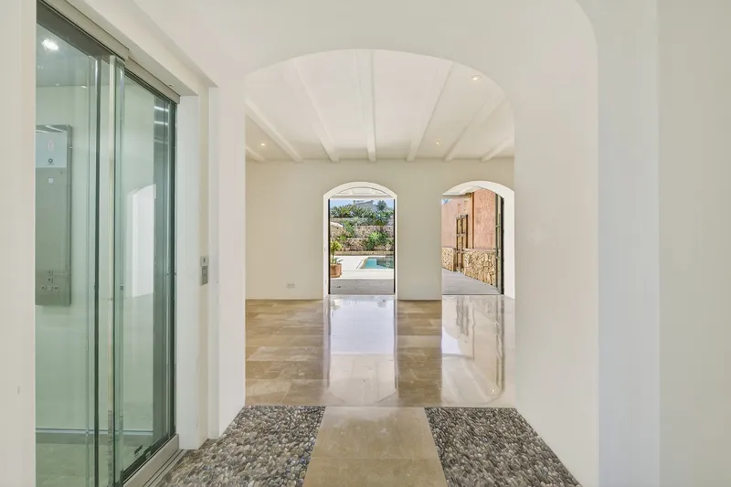 Townhouse with lift and sauna in Ses Salines Mallorca — photo 5