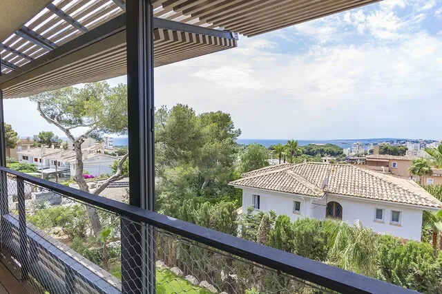 Luxury duplex penthouse with rooftop pool, for sale in Palma, Mallorca — photo 1