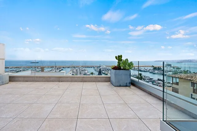 Frontline Sea View Apartment for Sale in Portals Nous, Southwest Mallorca — photo 12