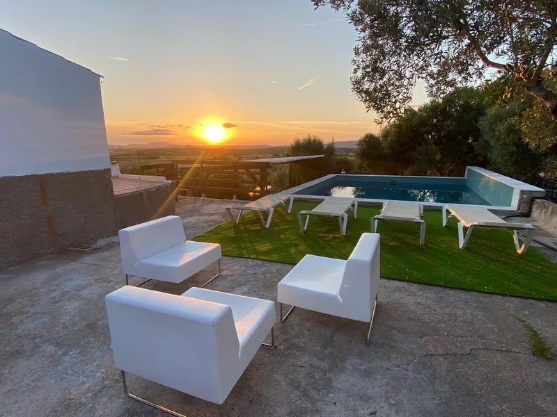 FINCA CON CASITA DE 28M2 EN MANACOR CON SAFAREIG — photo 1